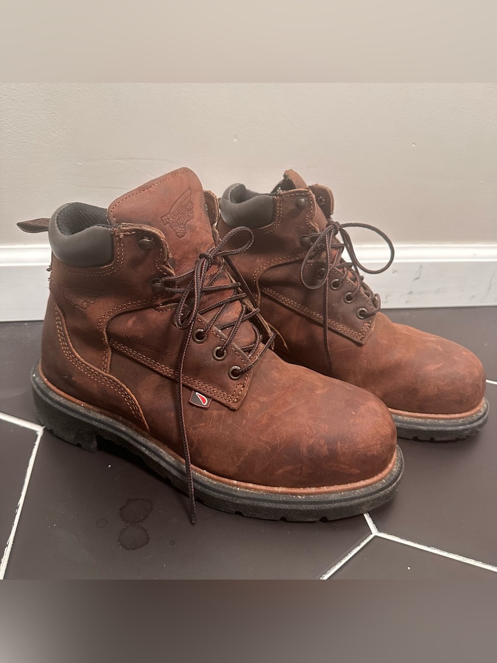 Red Wing Brown Leather Work Boots - Men's Durable Safety Boots